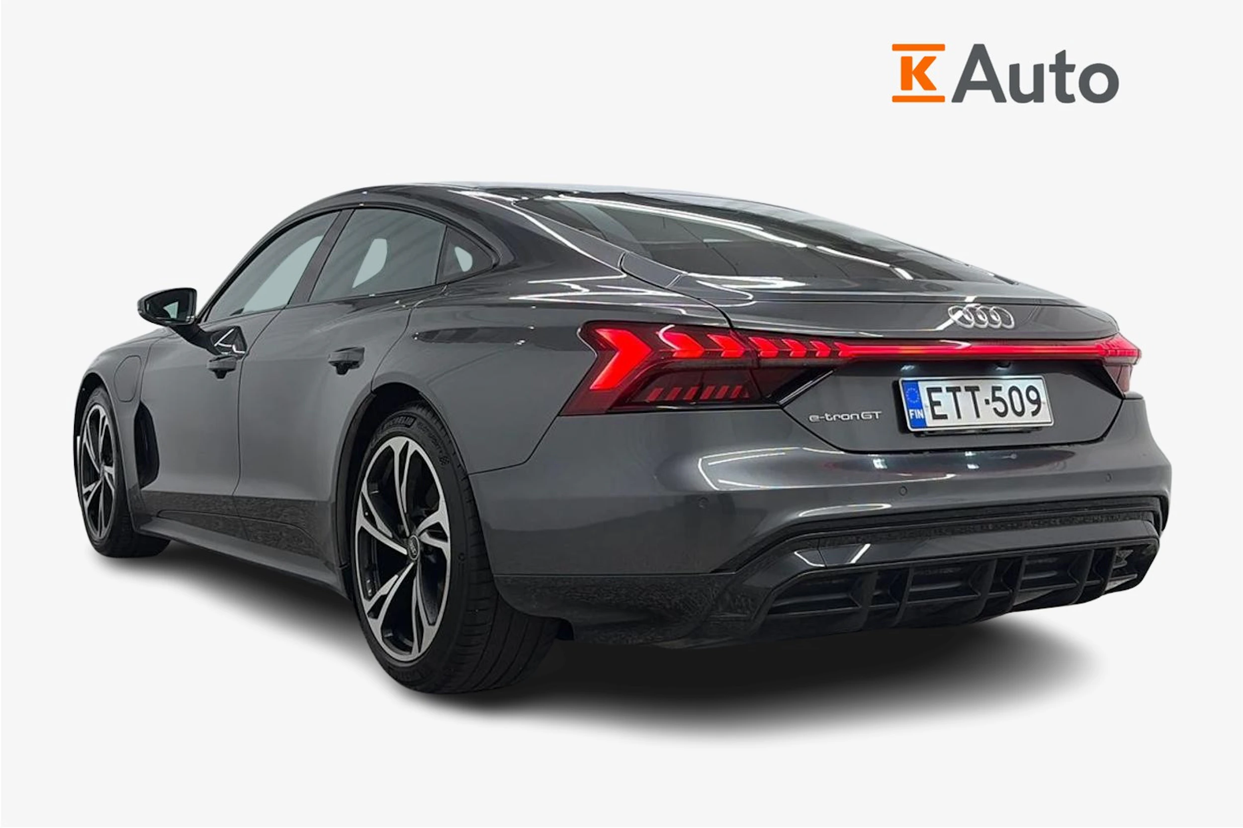 harmaa Audi e-tron GT 2022 kuva 2.