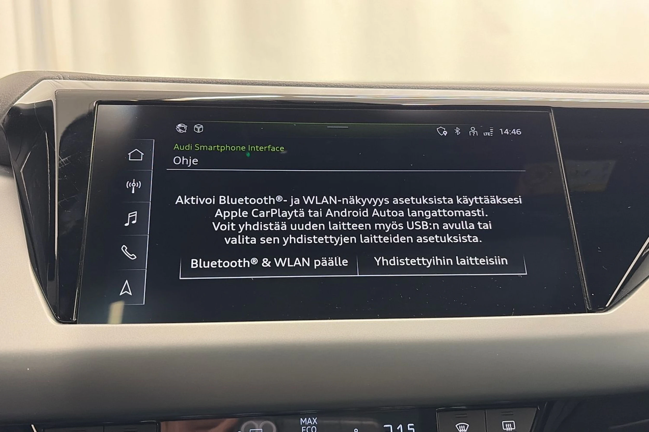 harmaa Audi e-tron GT 2022 kuva 23.