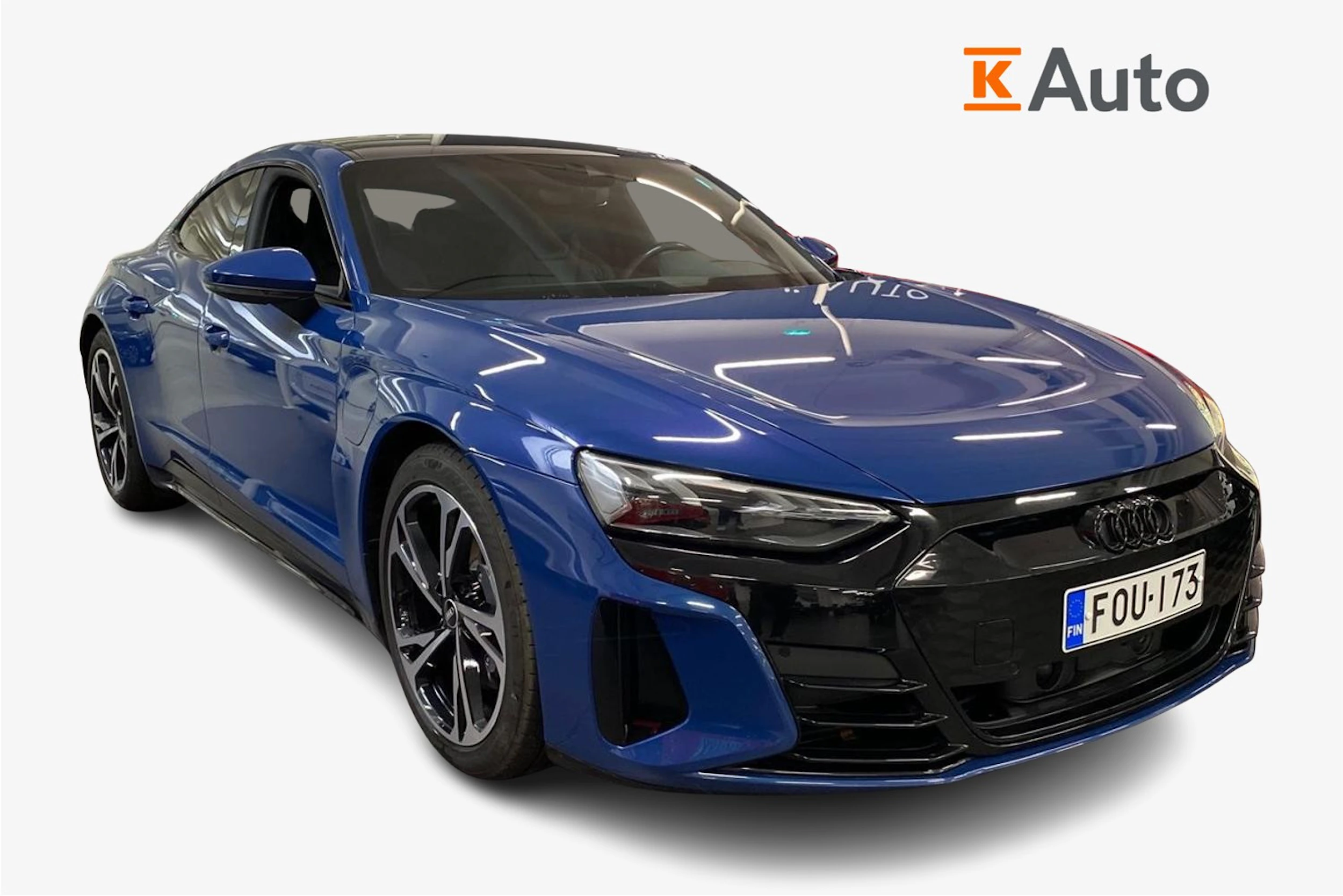 Sininen Audi e-tron GT 2022 kuva 1.