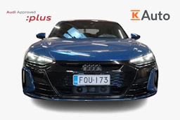 Sininen Audi e-tron GT 2022 kuva 4.
