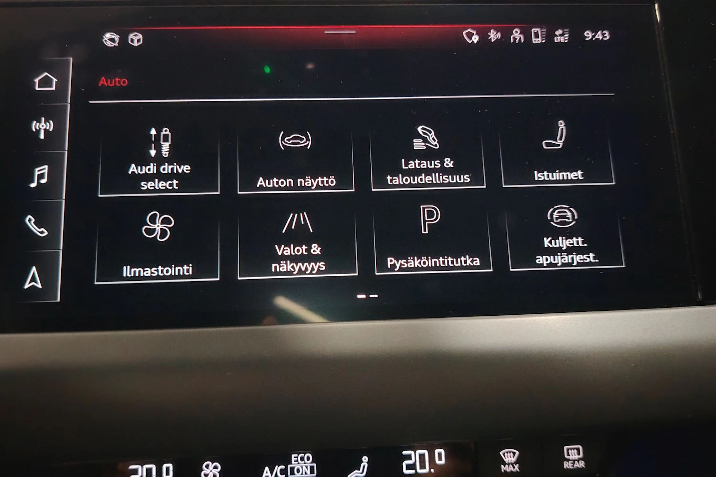 Sininen Audi e-tron GT 2022 kuva 20.