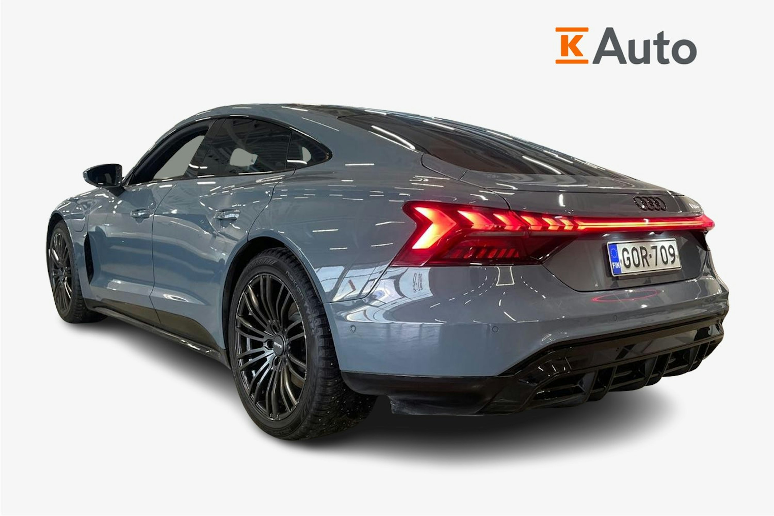 met. harmaa Audi e-tron GT 2022 kuva 2.