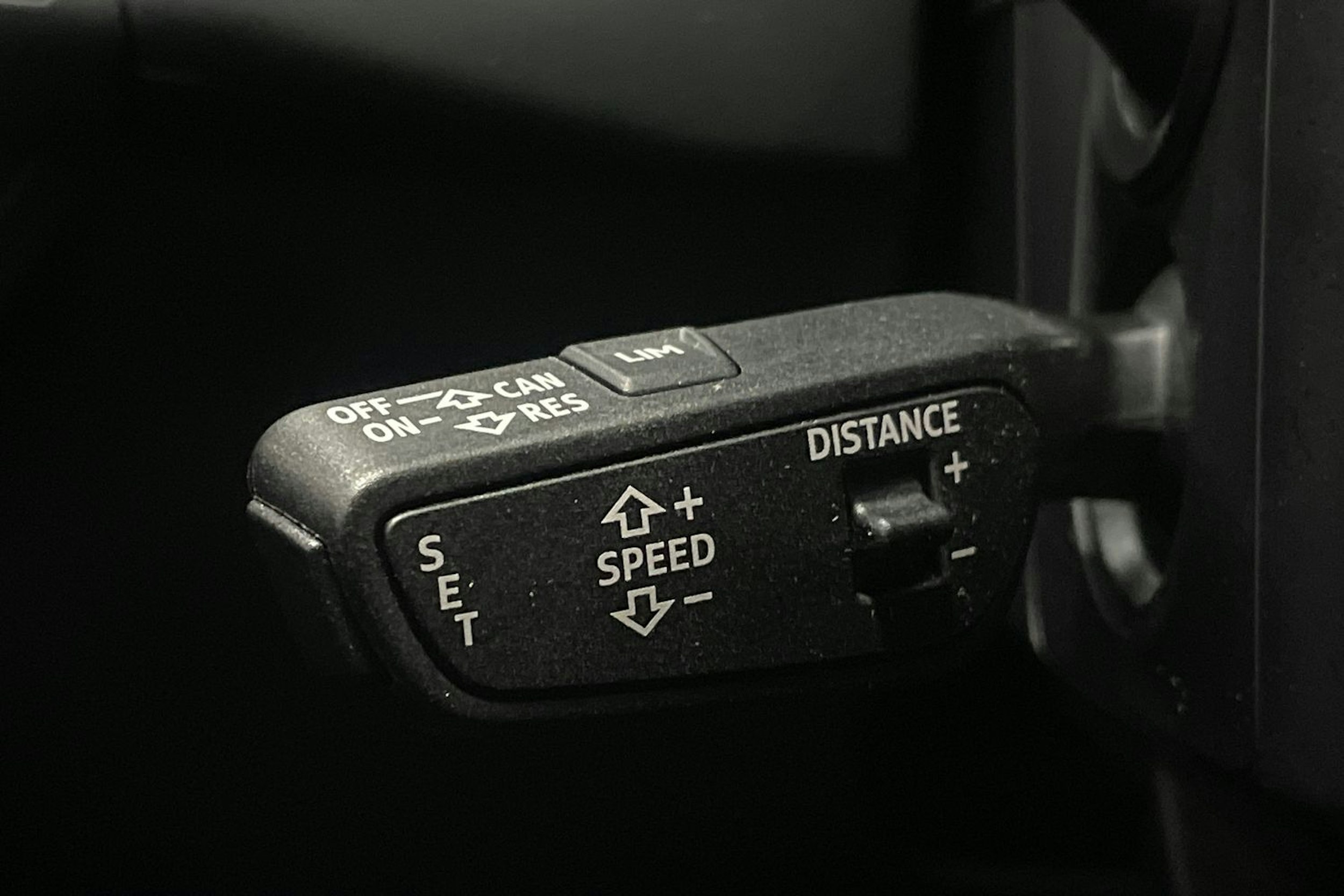 met. harmaa Audi e-tron GT 2022 kuva 22.