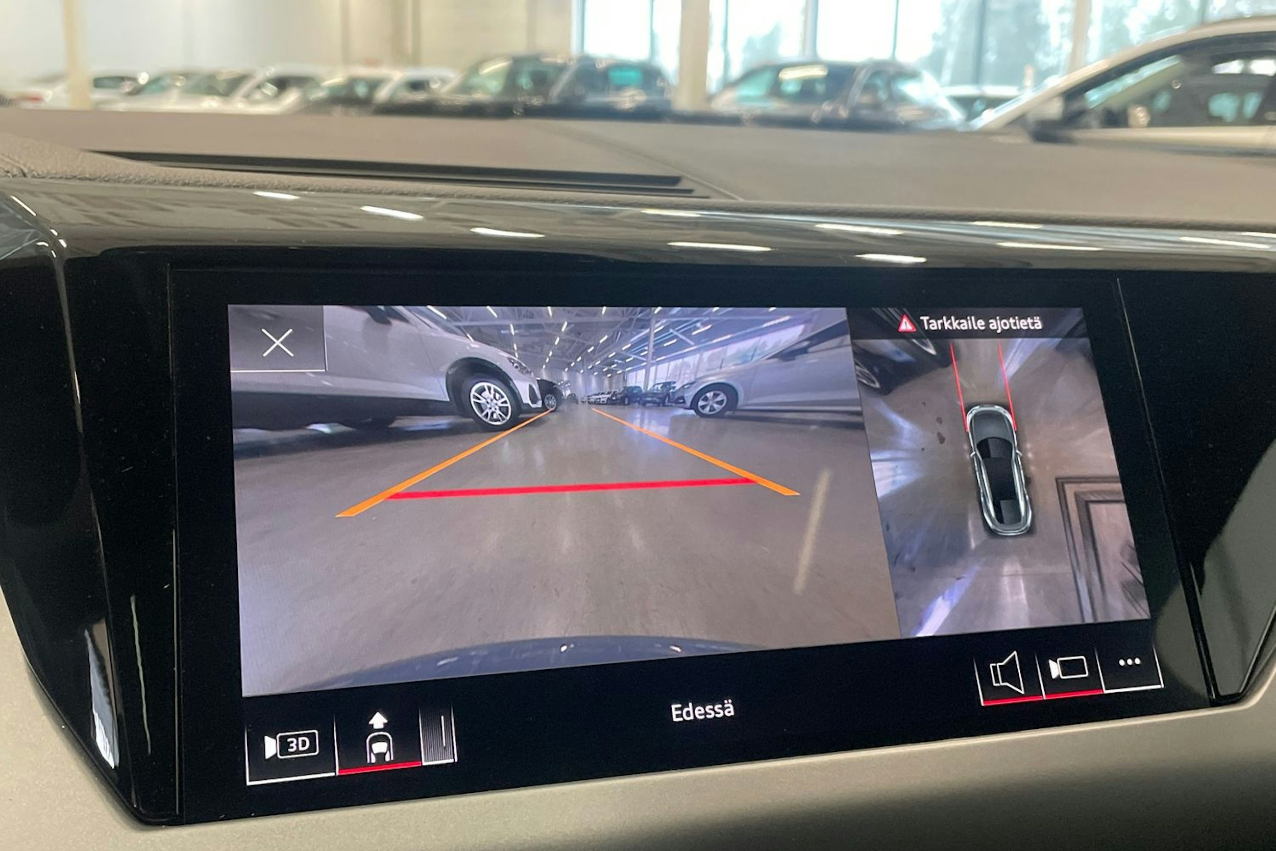 met. harmaa Audi e-tron GT 2022 kuva 26.