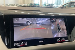 met. harmaa Audi e-tron GT 2022 kuva 26.