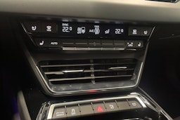 met. harmaa Audi e-tron GT 2022 kuva 39.