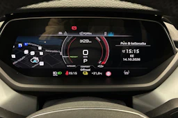 musta Audi e-tron GT 2022 kuva 12.
