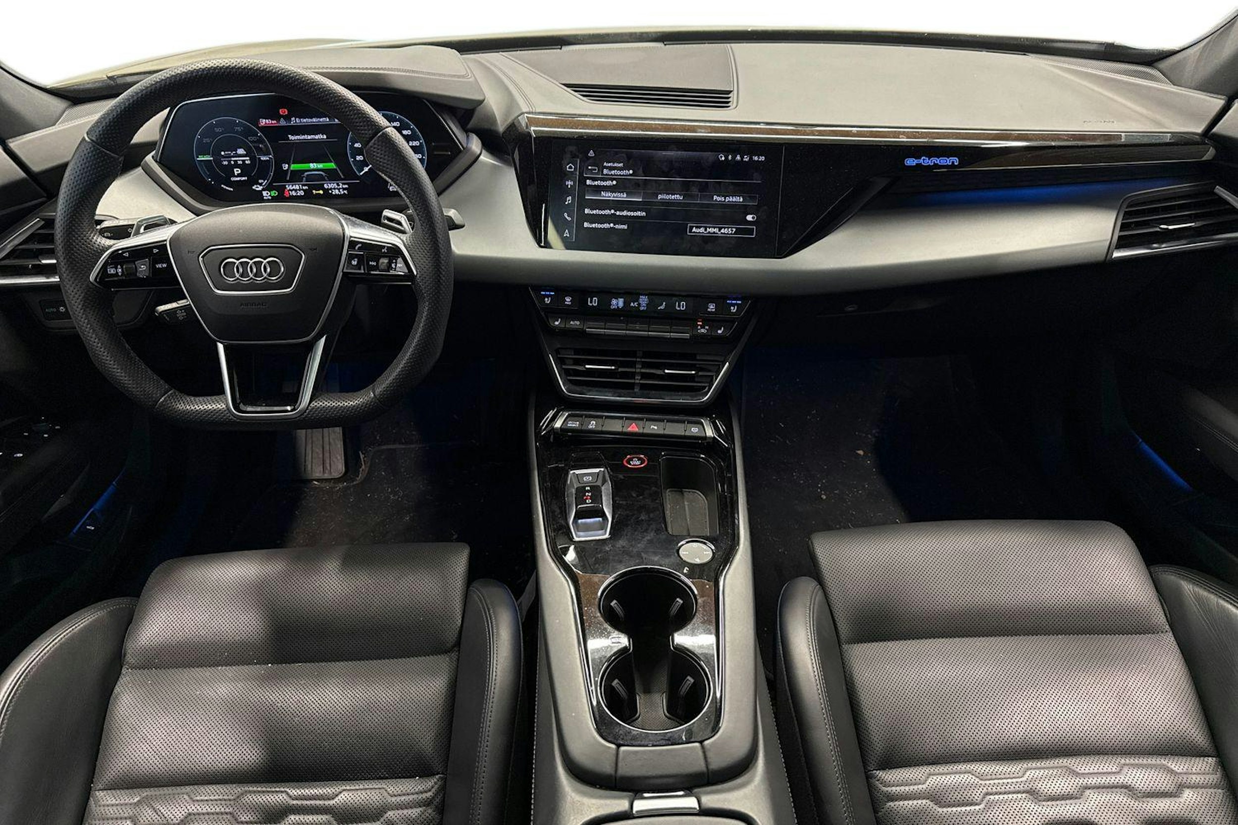 vihreä Audi e-tron GT 2022 kuva 9.
