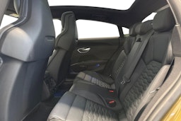vihreä Audi e-tron GT 2022 kuva 10.