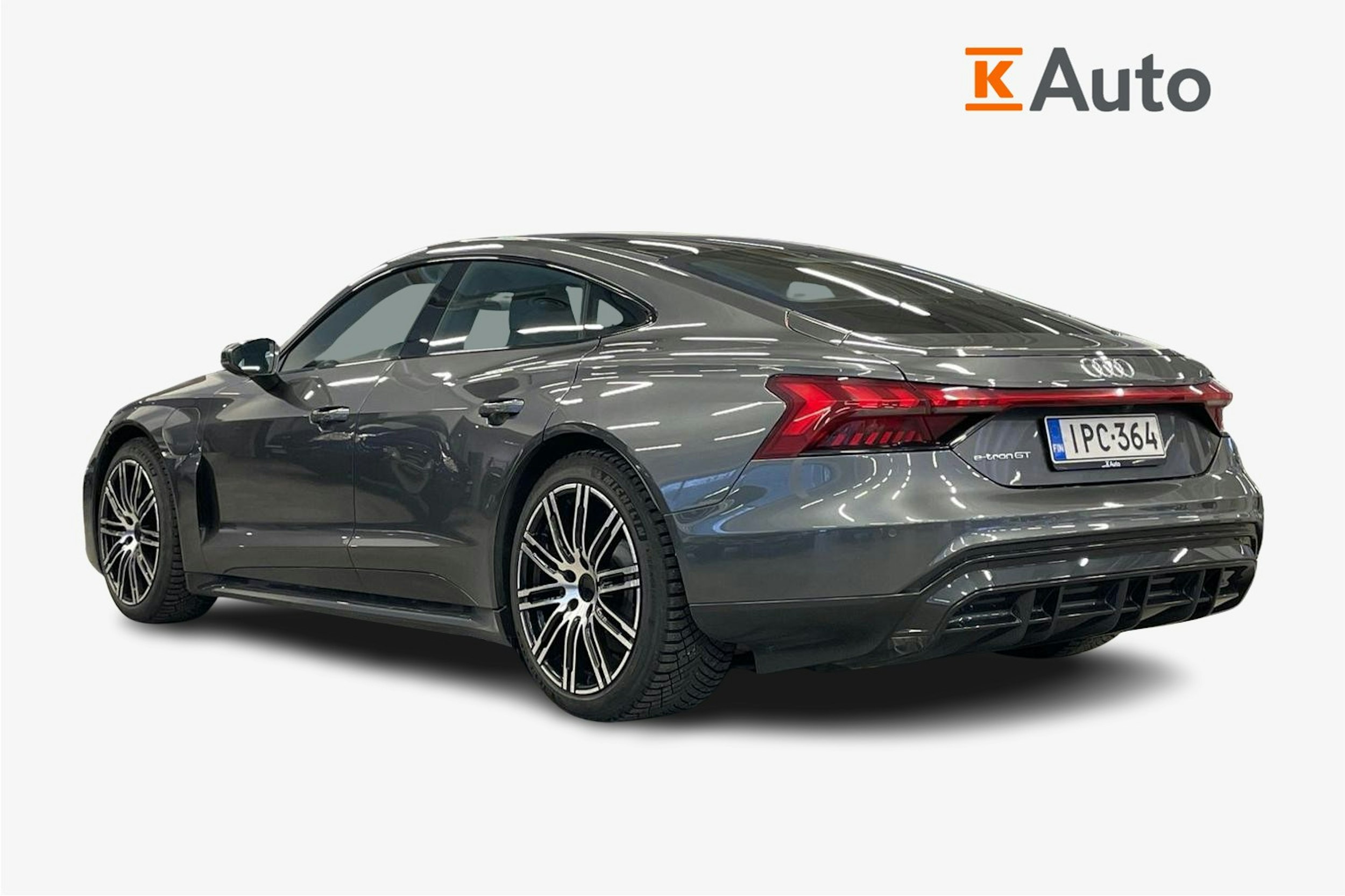 Harmaa Audi e-tron GT 2022 kuva 2.