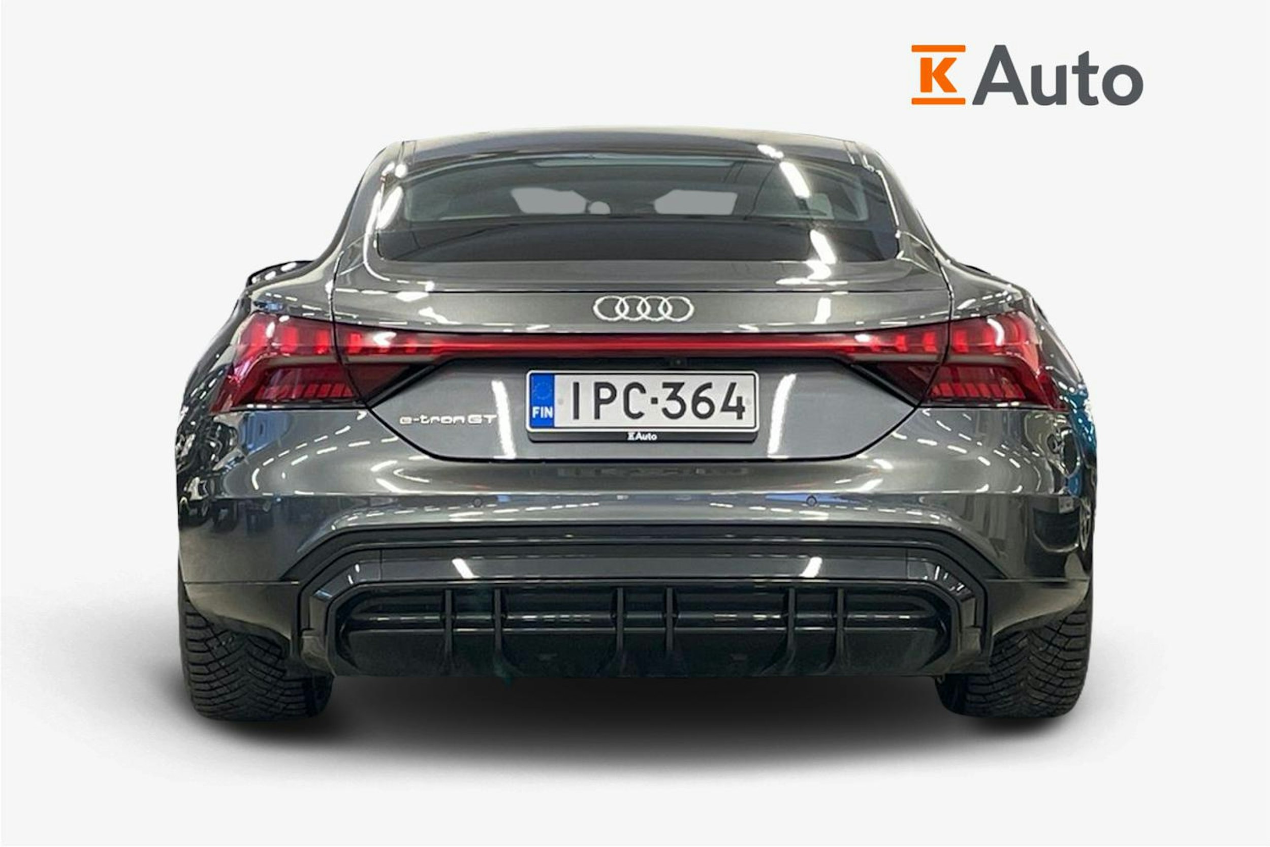 Harmaa Audi e-tron GT 2022 kuva 3.