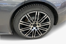 Harmaa Audi e-tron GT 2022 kuva 11.