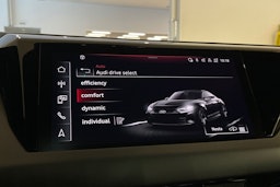 Harmaa Audi e-tron GT 2022 kuva 19.