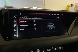 Harmaa Audi e-tron GT 2022 kuva 21.