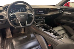 met. punainen Audi e-tron GT 2022 kuva 3.