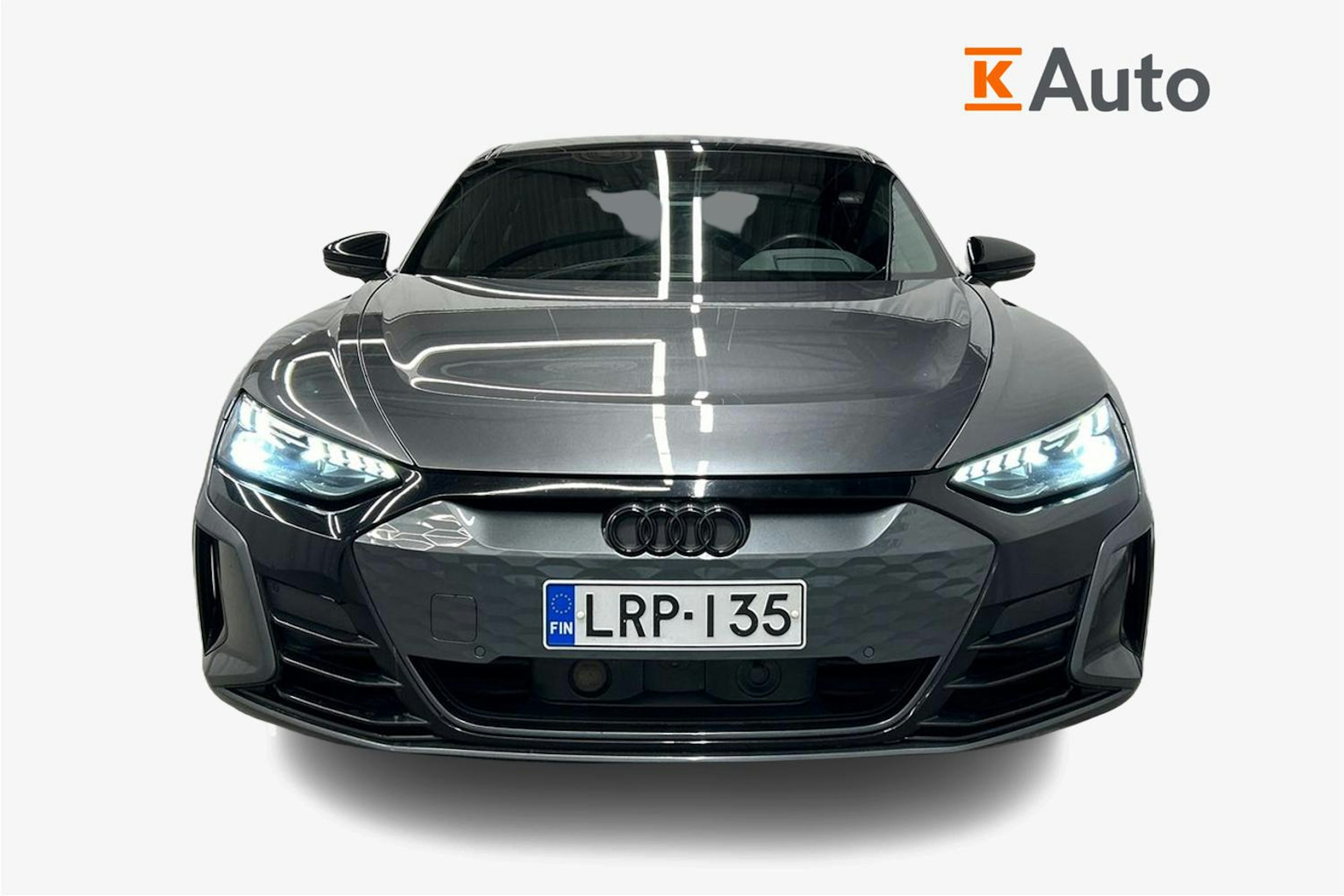 harmaa Audi e-tron GT 2022 kuva 5.