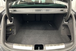 harmaa Audi e-tron GT 2022 kuva 16.