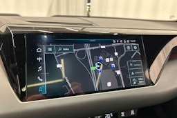 harmaa Audi e-tron GT 2022 kuva 27.