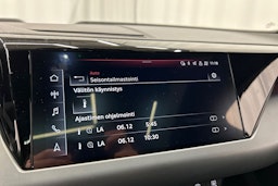 harmaa Audi e-tron GT 2022 kuva 30.