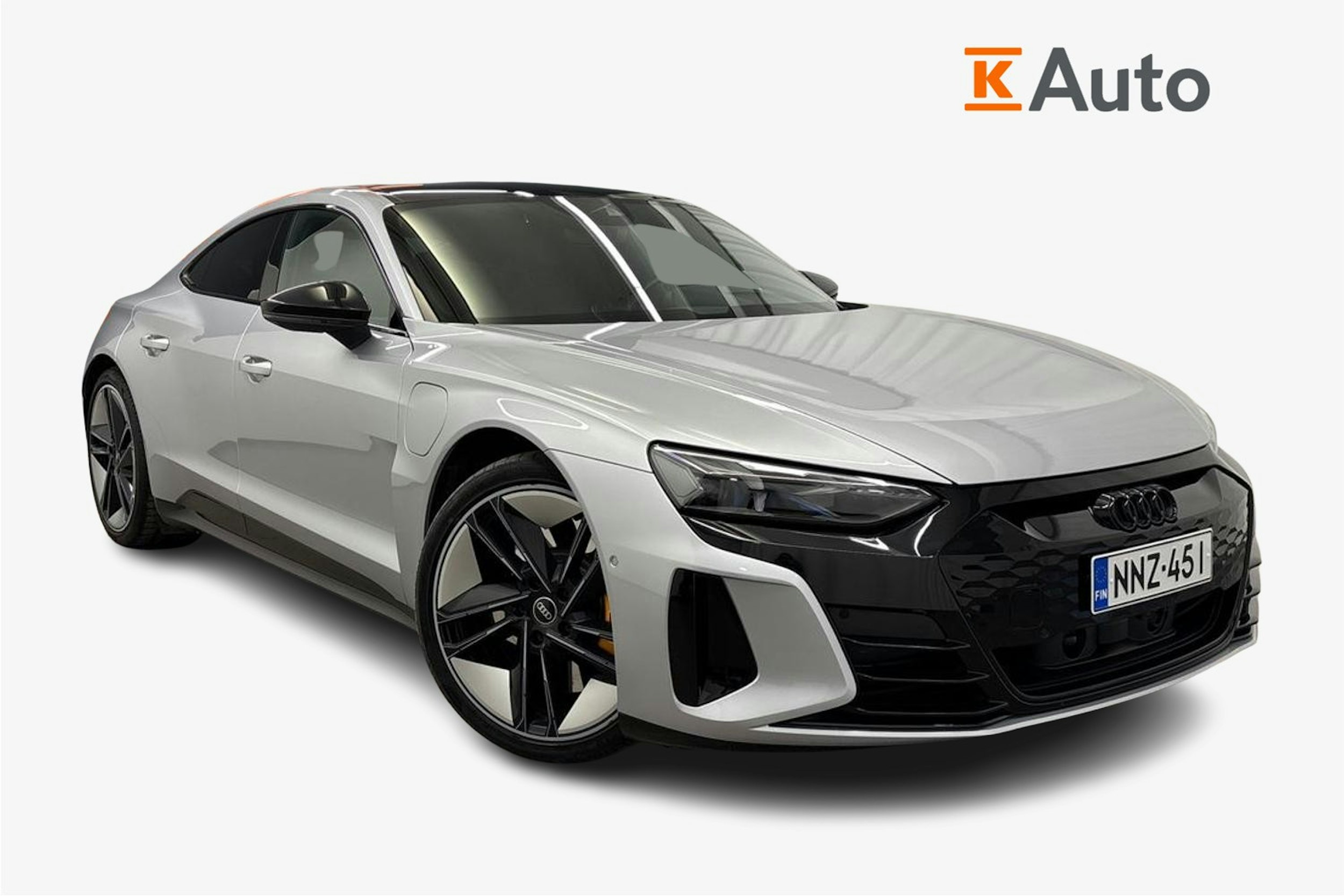 harmaa Audi e-tron GT 2022 kuva 1.