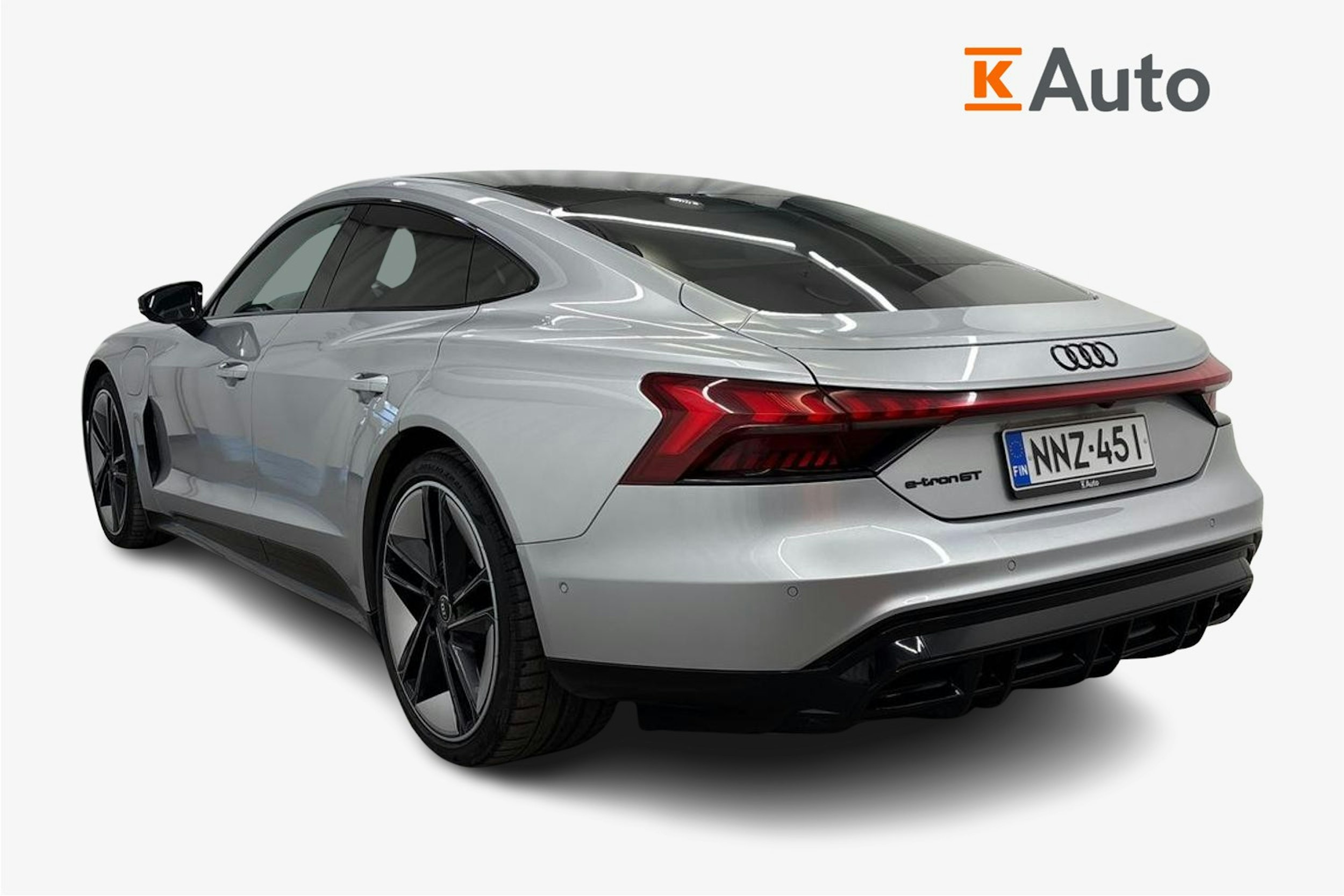 harmaa Audi e-tron GT 2022 kuva 2.