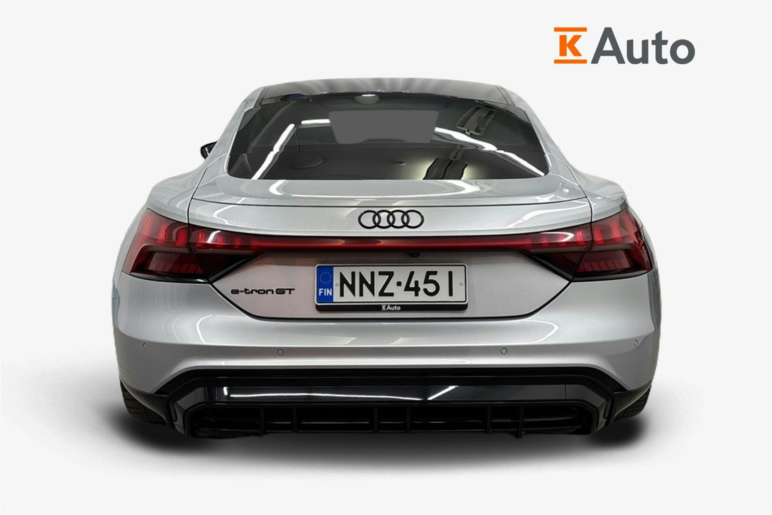 harmaa Audi e-tron GT 2022 kuva 3.