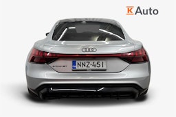 harmaa Audi e-tron GT 2022 kuva 3.
