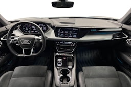 harmaa Audi e-tron GT 2022 kuva 9.