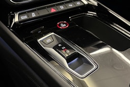 harmaa Audi e-tron GT 2022 kuva 28.