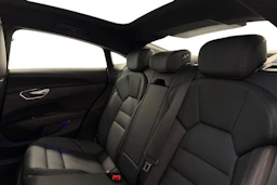 harmaa Audi e-tron GT 2022 kuva 8.