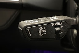musta Audi e-tron GT 2022 kuva 22.
