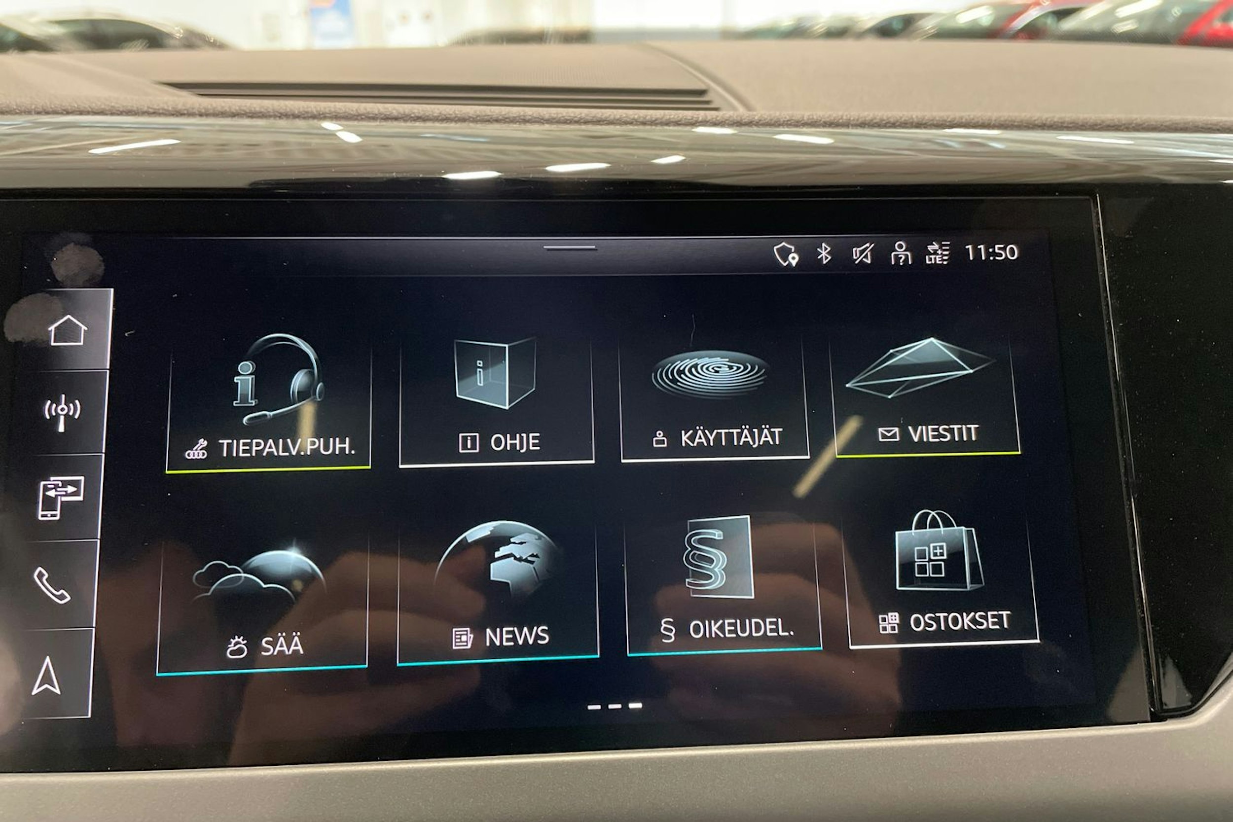 musta Audi e-tron GT 2022 kuva 30.