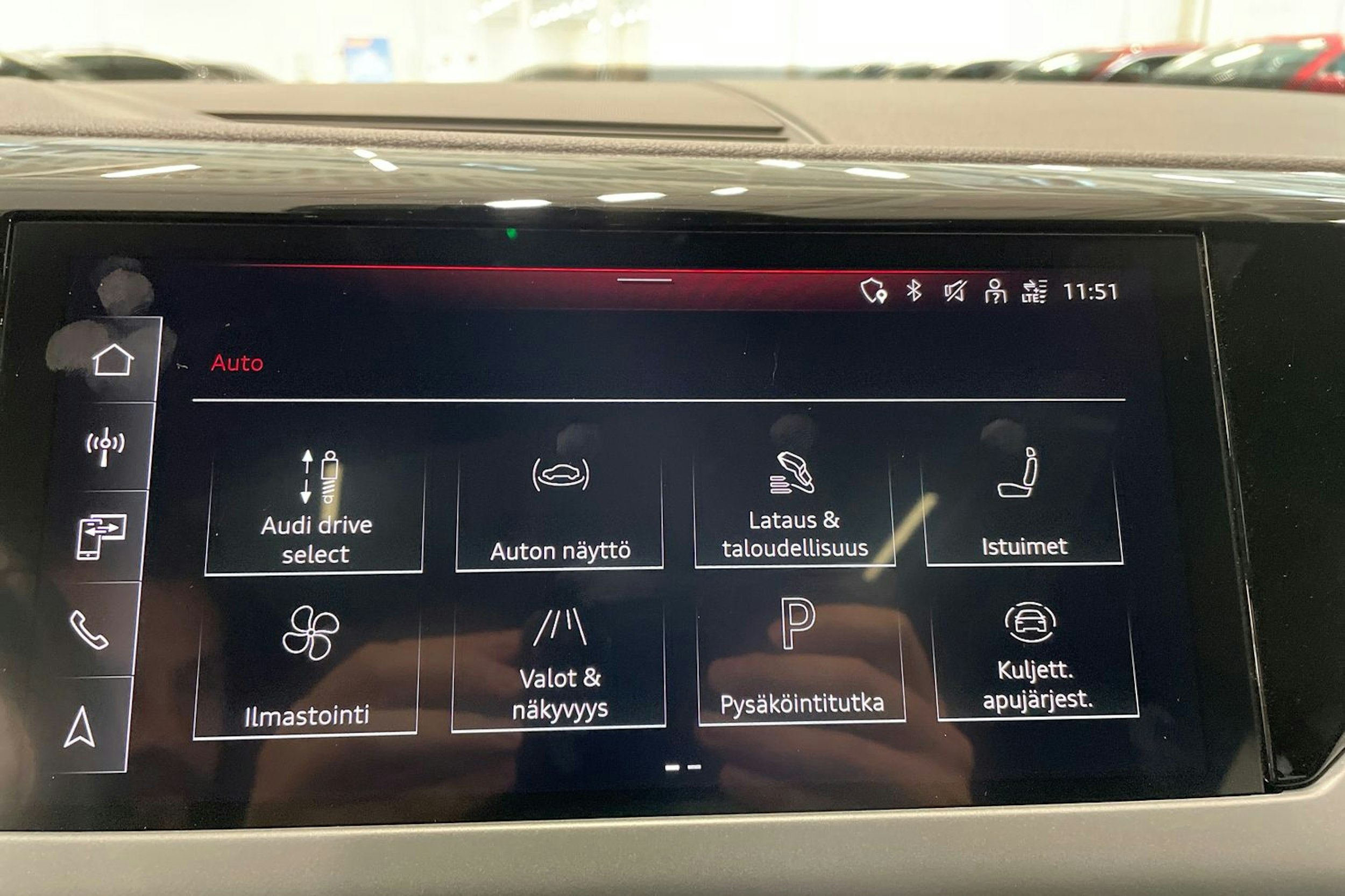 musta Audi e-tron GT 2022 kuva 35.
