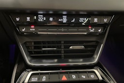 musta Audi e-tron GT 2022 kuva 37.