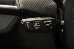 Harmaa Audi e-tron GT 2022 kuva 18.