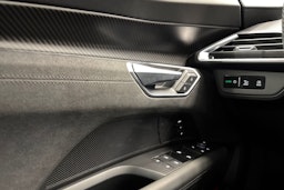 Harmaa Audi e-tron GT 2022 kuva 20.