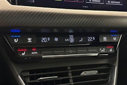 Harmaa Audi e-tron GT 2022 kuva 24.