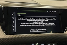 Harmaa Audi e-tron GT 2022 kuva 29.