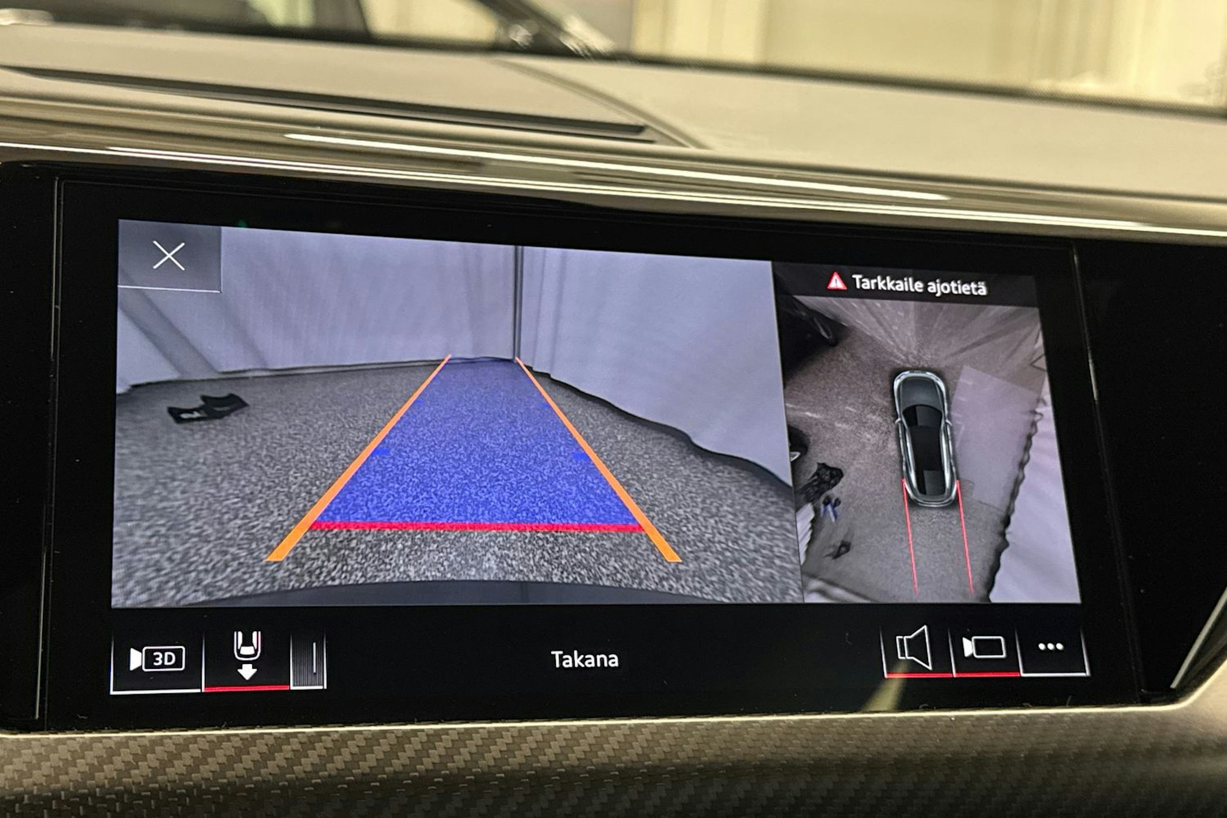 Harmaa Audi e-tron GT 2022 kuva 35.