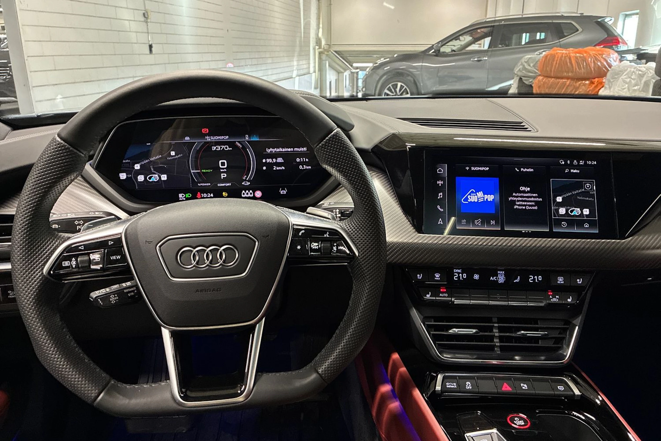 met. harmaa Audi e-tron GT 2022 kuva 11.