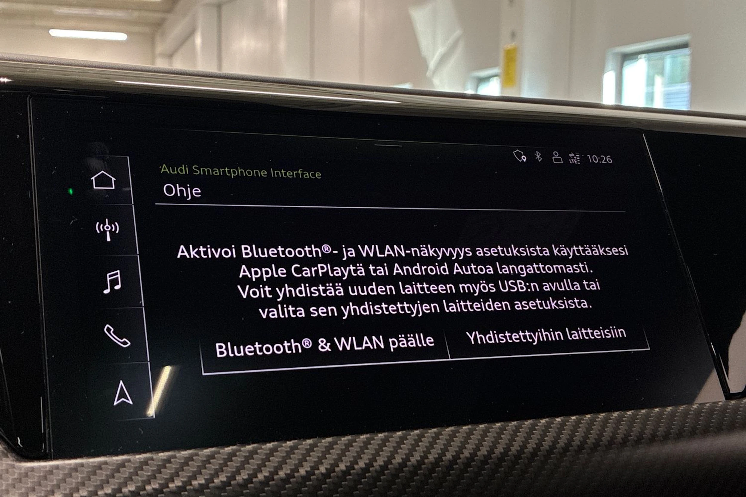 met. harmaa Audi e-tron GT 2022 kuva 24.