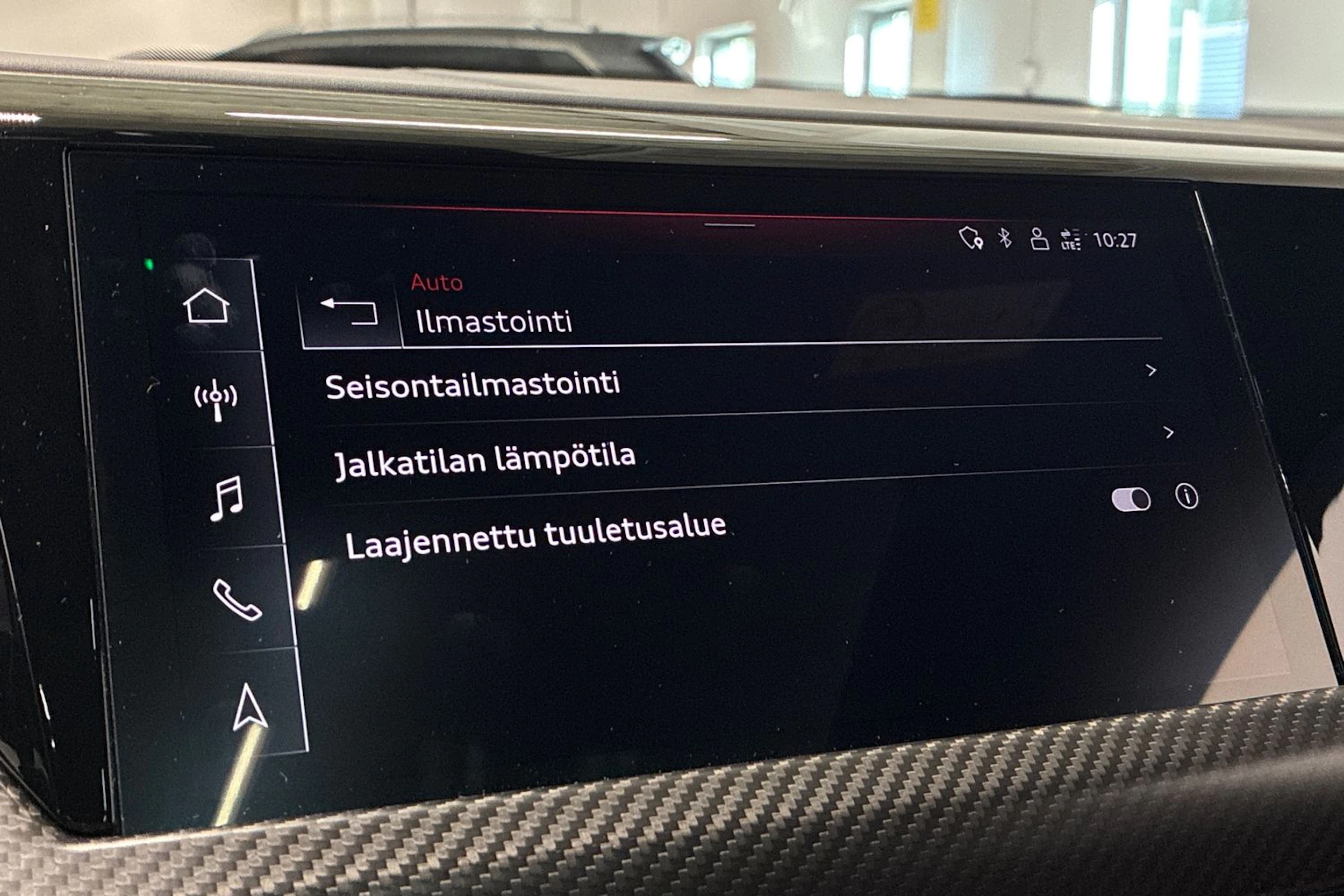 met. harmaa Audi e-tron GT 2022 kuva 25.