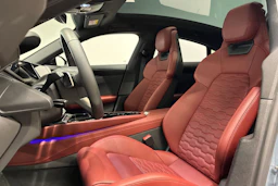 met. harmaa Audi e-tron GT 2022 kuva 30.