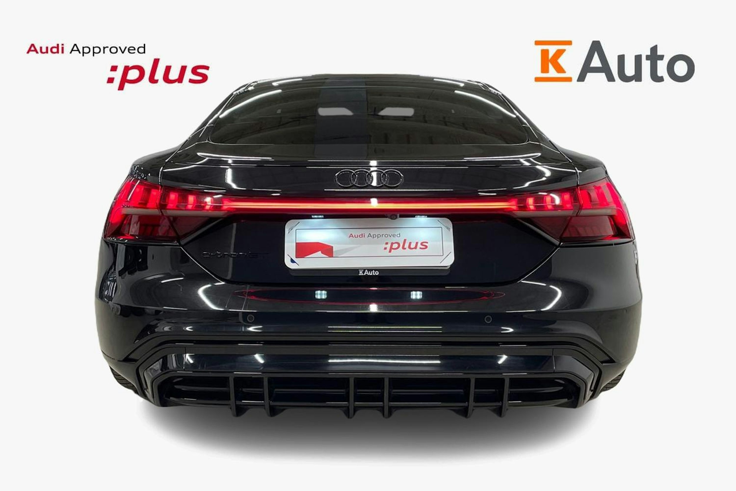Musta Audi e-tron GT 2023 kuva 3.