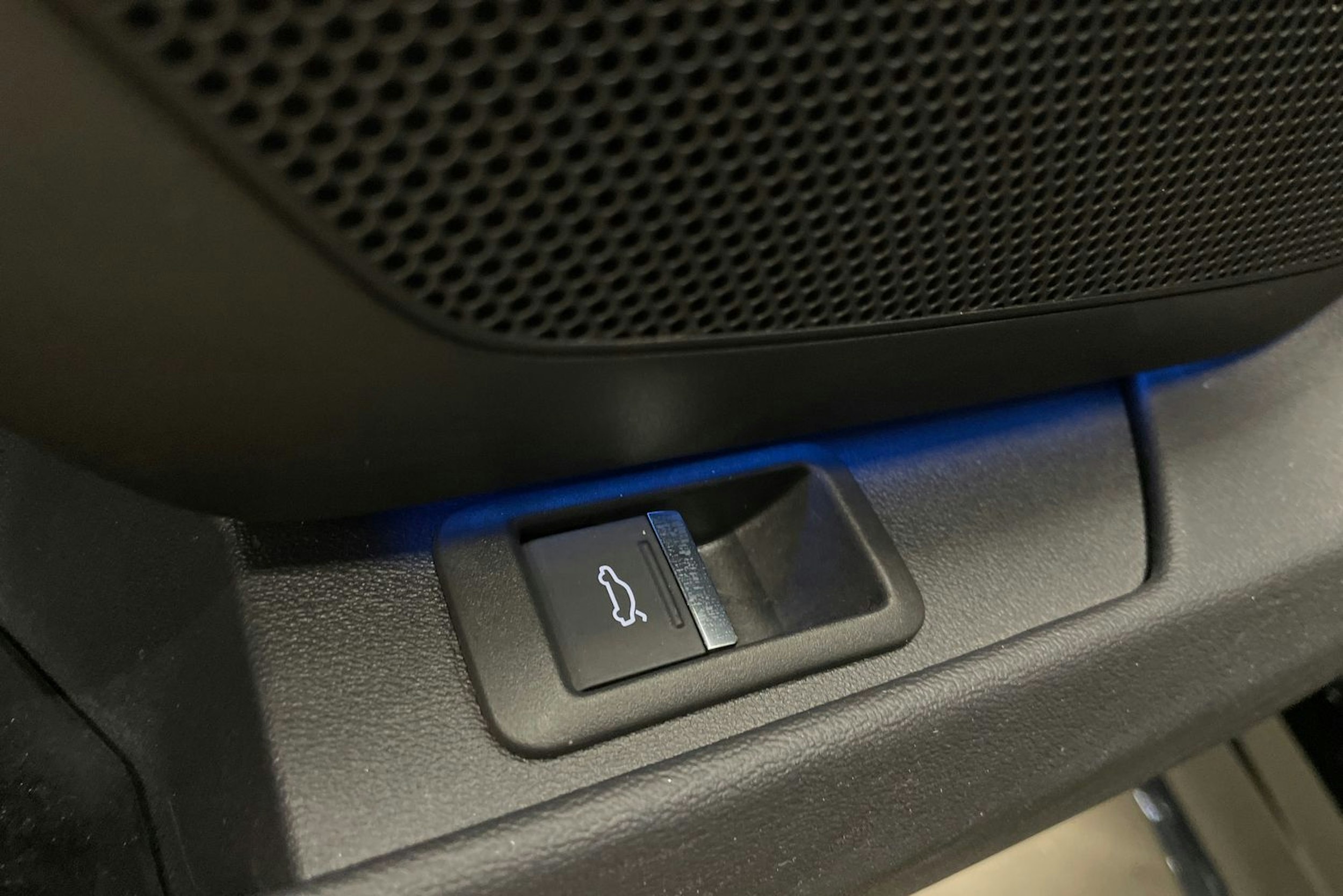 Musta Audi e-tron GT 2023 kuva 28.