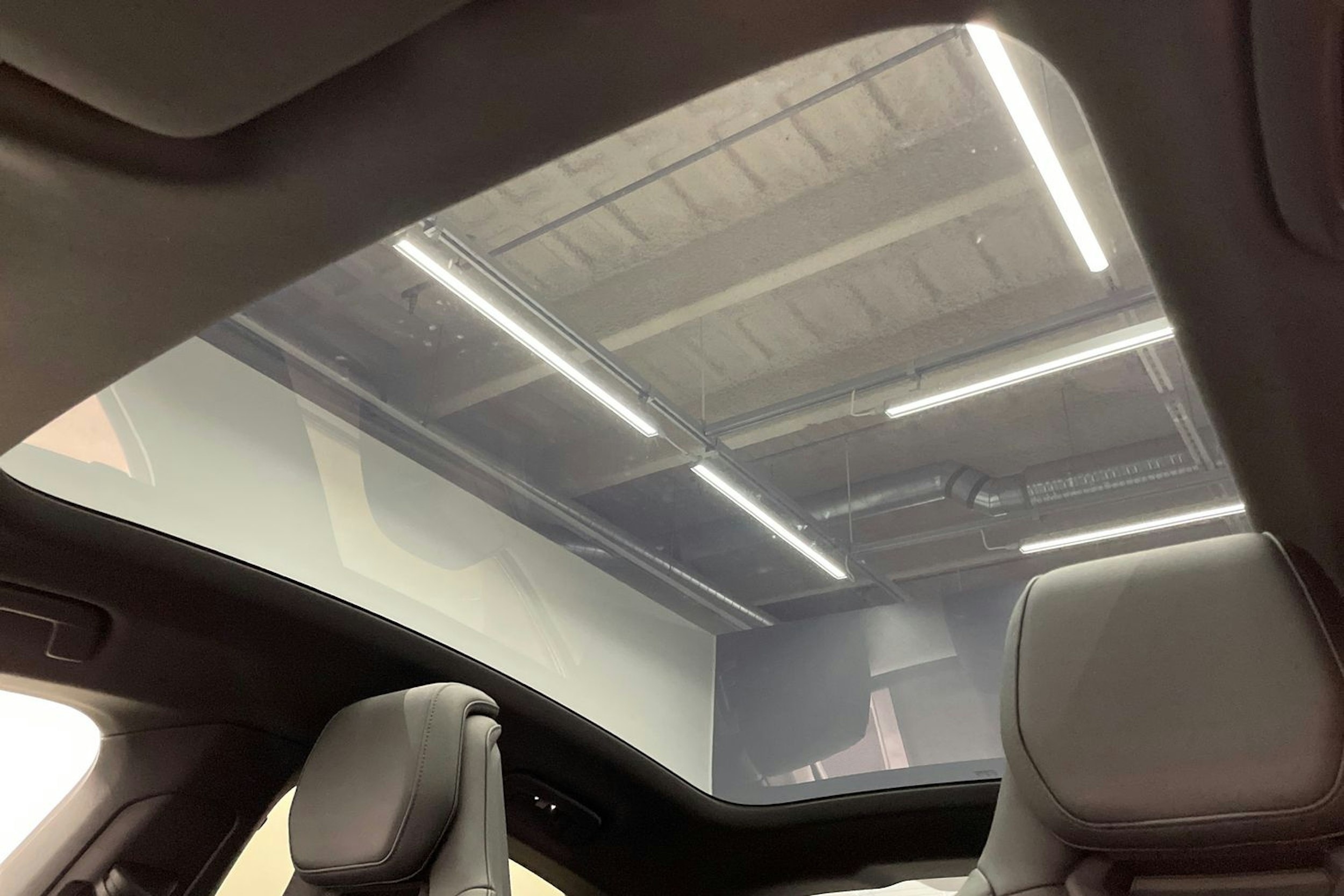 Musta Audi e-tron GT 2023 kuva 31.