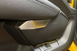 keltainen Audi e-tron GT 2023 kuva 12.