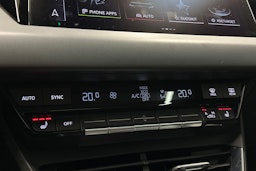 harmaa Audi e-tron GT 2023 kuva 25.