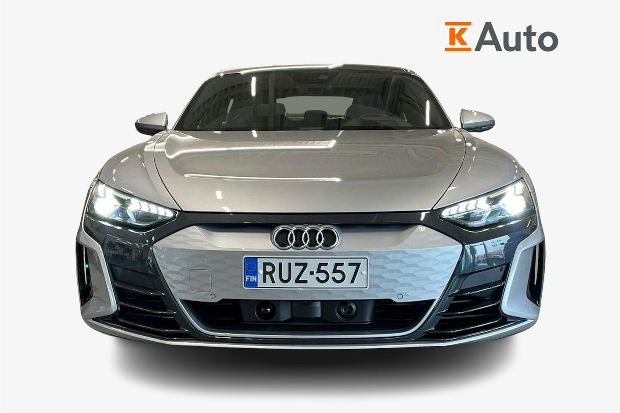 met. harmaa Audi e-tron GT 2023 kuva 5.