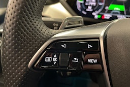 met. harmaa Audi e-tron GT 2023 kuva 19.